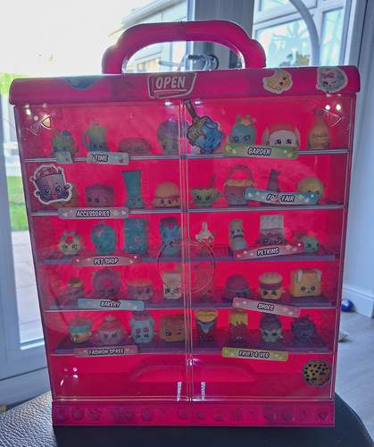 Shopkins pink carry case - shopkins,